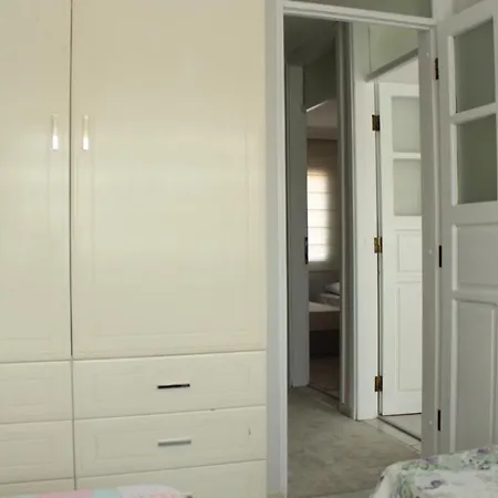 דירה Calis